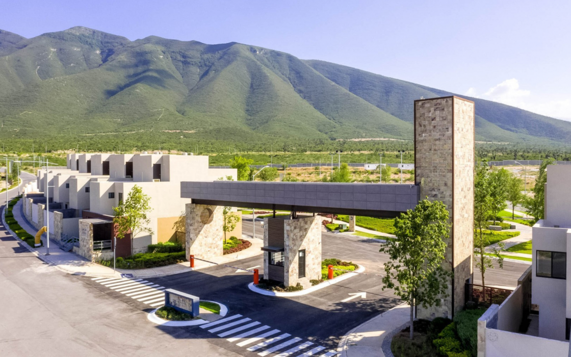Casas en venta con excelente distribución en Dominio Cumbres